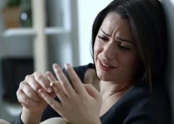 MI-AM LUAT ÎN SECRET UN JOB LA COMPANIA SOȚULUI MEU – DUPĂ PRIMA ZI ACOLO, AM DEPUS ACTELE DE DIVORȚ