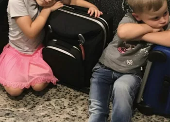 Socrii ne-au dat afară – pe mine, soțul meu și cei trei copii – din casa pe care ne-au oferit-o după ce am plătit pentru renovări – și apoi lucrurile s-au înrăutățit