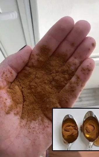 De ce să dai cu scorțișoară pe pragul ușii de la intrare. O să faci și tu așa de-acum