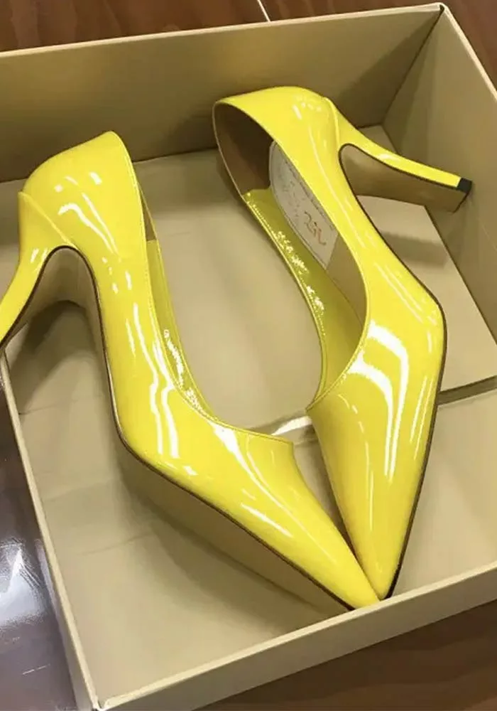 SOACRA MEA MI-A DAT PANTOFI DE ZIUA MEA – CEVA MĂ DERANJA LA PICIOR PÂNĂ CÂND AM RIDICAT BRANȚUL