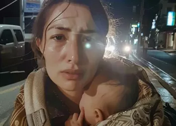 AM FUGIT NOAPTEA CU COPILUL MEU PENTRU A SCĂPA DE SOȚUL ȘI SOACRA MEA — CE AU FĂCUT ÎN URMA MEA MI-A SCHIMBAT ÎNTREAGA VIAȚĂ