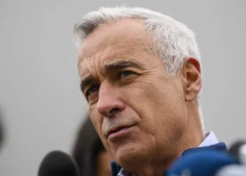 Călin Georgescu l-a ÎNTRECUT pe Marcel Ciolacu