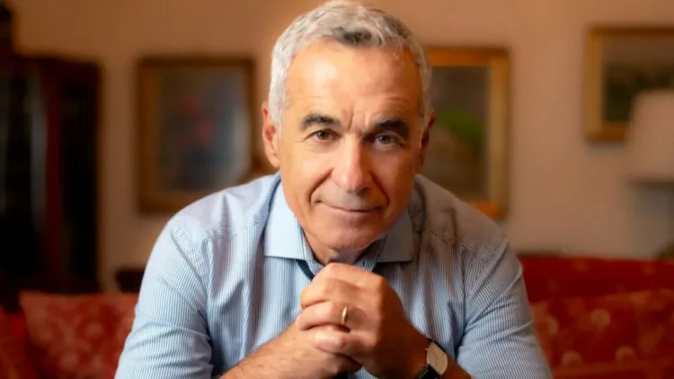 Cine e omul care i-a adus succesul lui Călin Georgescu