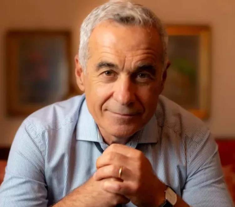 Ce salariu incredibil are Călin Georgescu, candidatul votat de milioane de români!