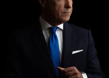 Cum a reușit „meteoritul” Călin Georgescu să fie numărul 1! Explicația unui specialist în social media