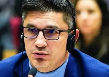 Luis Lazarus: Am făcut multe emisiuni cu Călin Georgescu și am fost nevoit să-i atrag atenția că sare calul. E cam nebun