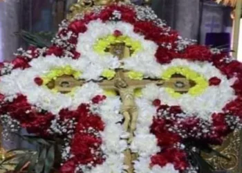 Mare SĂRBĂTOARE azi pentru ortodocși. Sfântul IMPORTANT pomenit de Lăsată Secului: ce rugăciune se zice pentru binecuvântare