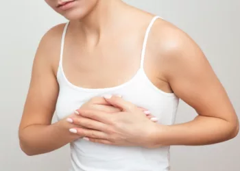 Chirurgia în tratarea cancerului la sân: ce trebuie să știi despre mastectomie și lumpectomie?