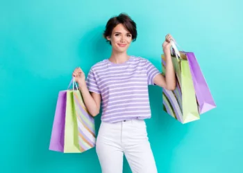 Top 5 mituri despre outleturi: ce este adevărat și ce nu?