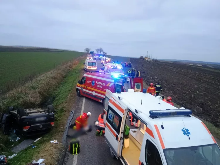 Cinci morți, dintre care un copil de 4 ani, într-un accident îngrozitor pe DN2. A fost activat Planul Roșu de Intervenție