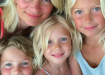 Proprietarul M-a Dat Afară Împreună Cu Fetele Mele Pentru O Săptămână Ca Fratele Lui Să Poată Sta În Casa Pe Care O Închiriasem