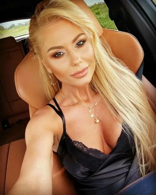 Emilia Ghinescu a recunoscut că și-a înșelat soțul! Ce a făcut bărbatul după ce i-a mărturisit infidelitatea