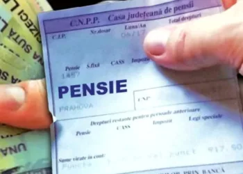 S-a schimbat data la care se dau pensiile în decembrie 2024. Când intră banii pe card, milioane de români trebuie să afle