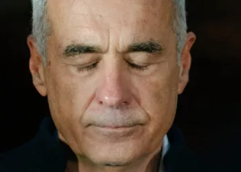 Calin Georgescu a rabufnit: „Sunt acasa, fara internet, fara caldura, fara lumina”