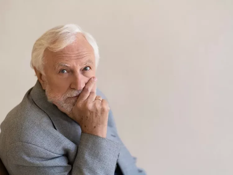 Pensia NU mai crește în ianuarie. Data indexării va fi modificată. Câți bani pierd pensionarii?