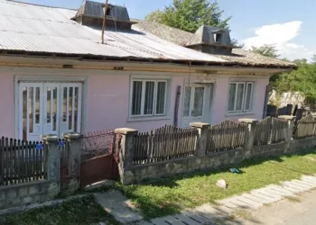 Localitatea din România în care o casă se vinde cu doar 5.000 de euro, acum, în 2025