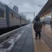AM GĂSIT UN BĂIEȚEL SINGUR LA STAȚIA DE METROU, ȘI M-A RUGAT SĂ ÎL AJUT SĂ ÎȘI GĂSEASCĂ PĂRINȚII