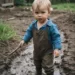 Mama lui vitregă, nora mea, îi cumpără doar haine second-hand, în timp ce toți banii fiului meu îi cheltuiește în buticuri scumpe