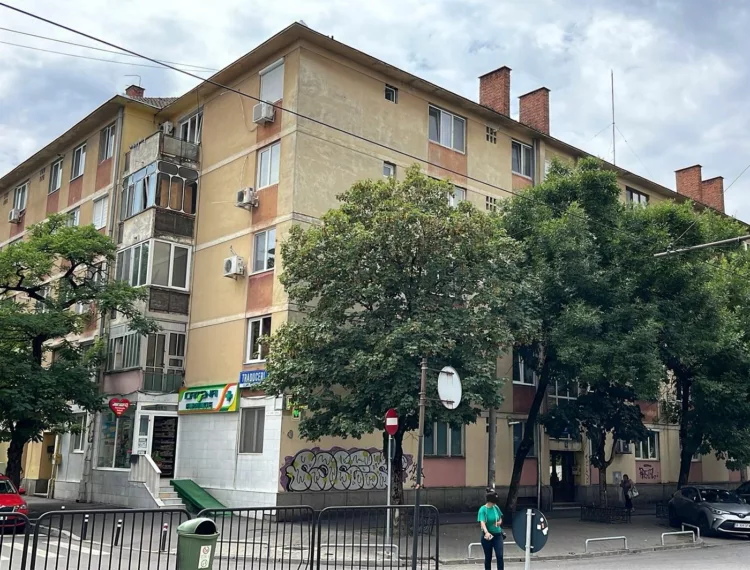 Orașul mare din România în care o garsonieră se vinde în 2025 cu doar 4.800 euro