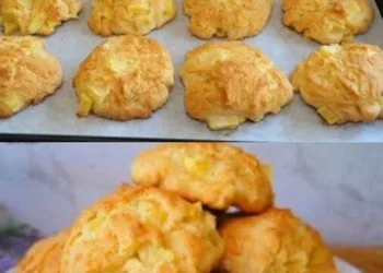 Se fac în 1 minut! Luați 2 mere și faceți acești biscuiți în 5 minute… Moi ca spuma!