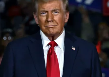 Cine este românul căruia Donald Trump i-a mulțumit înainte de învestire