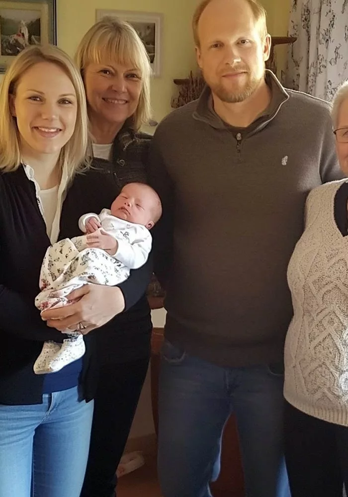 Nu am spus familiei soțului meu că vorbesc limba lor — într-o zi, am auzit-o pe soacra mea șoptind către cumnata mea în germană: