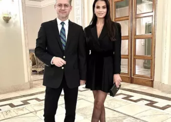 Adi Sînă a plecat de acasă și stă la un hotel din Capitală! Motivul BIZAR pentru care soțul Ancăi Serea a luat această decizie