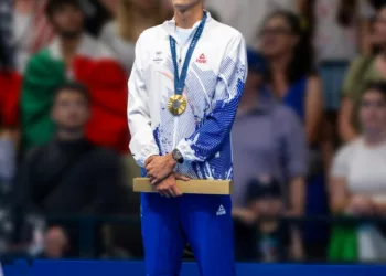 David Popovici și-a cumpărat vilă în comuna Frumușani. Cât costă imobilul, de fapt