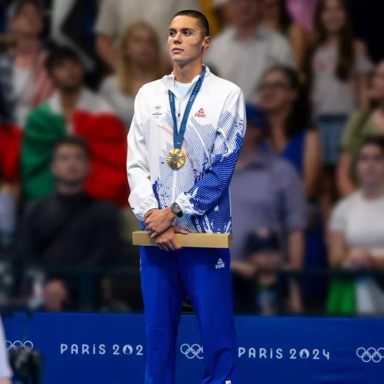 David Popovici și-a cumpărat vilă în comuna Frumușani. Cât costă imobilul, de fapt