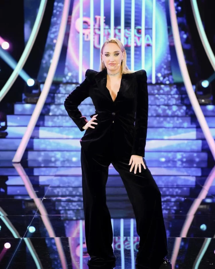 Ilona Brezoianu, prima reacție după ce i-a luat locul Andreei Bălan la Te cunosc de undeva. Actrița a fost pusă la zid de fanii emisiunii de la Antena 1