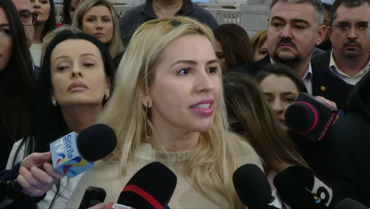 Cine e Cristina Târteață, funcționara care l-a confruntat pe Bolojan: numită pe filiera PSD în mai multe instituții. Ce avere are