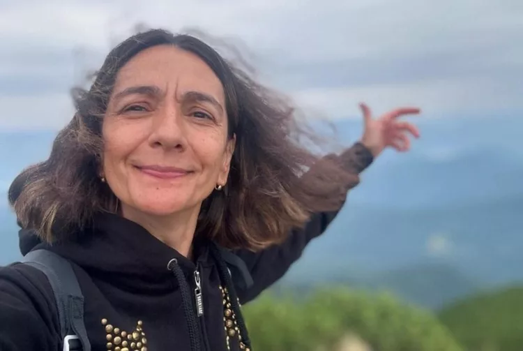 Claudia Udrescu a murit pe loc, după ce a căzut de la balconul casei sale