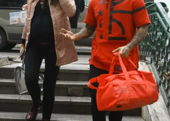 Alex Velea, primul mesaj după scandalul monstru de la Neatza! ”Urmează ceva…”