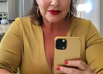 Trei ani în căsnicie și Aaron deja devenise un alt om – își dăduse demisia de la job pentru că se simțea subapreciat și mă lăsase pe mine să mă ocup de toate cheltuielile