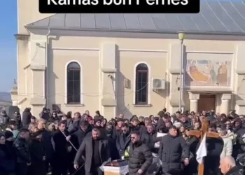 Cum a fost condus Andrei Perneș pe ultimul drum