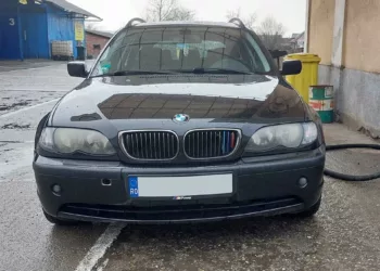 Ce a făcut un șofer de BMW din Gherla, după ce a rămas fără bani de motorină. Cu ce și-a alimentat bolidul
