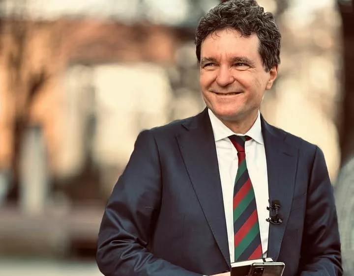 Ce avere are Nicușor Dan.