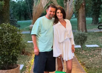 Cu ce se ocupă Elena Tudor, câștigătoarea Power Couple 2025. Ce meserie are soția magicianului Robert Tudor, de fapt