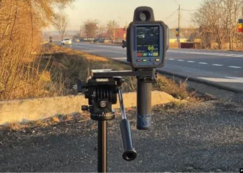 Cum funcționează noile radare inteligente și ce trebuie să știe șoferii. Poliția pregătește 700 de dispozitive mobile