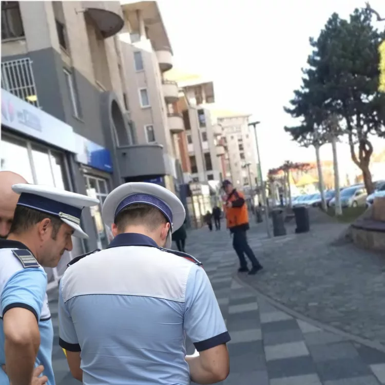 Femeie însărcinată, bătută de un necunoscut pe stradă. Este halucinant motivul invocat de agresor