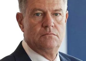 Klaus Iohannis trebuie să dea banii înapoi. Statul are de recuperat o mică avere de la fostul președinte