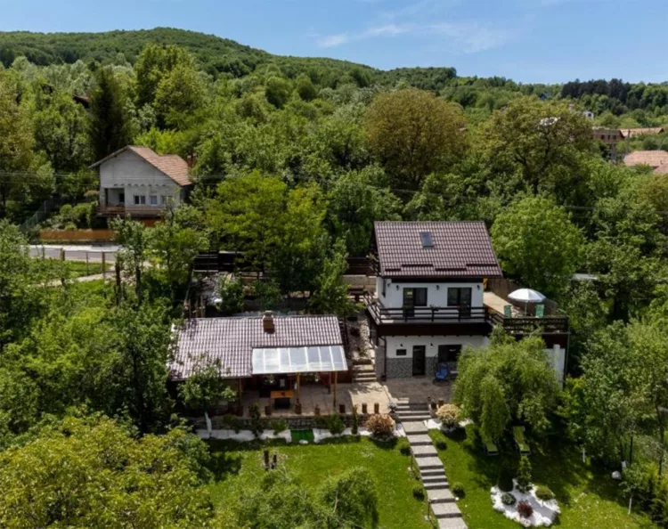 Localitatea din România în care o casă costă doar 6.000 de euro în 2025. Se află la doar 3 ore de București