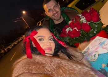 Oana Radu, pusă la zid după ce și-a chemat noul iubit pe scena de la Sala Palatului