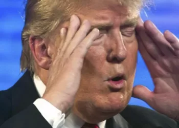 TRUMP tuna si fulgera! Atac DUR