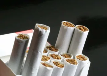 Orasul care interzice fumatul în mai multe spații publice: unde nu se va mai putea fuma