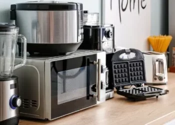 Uscătoarele de rufe prin condensare, interzise în UE de la 1 iulie 2025