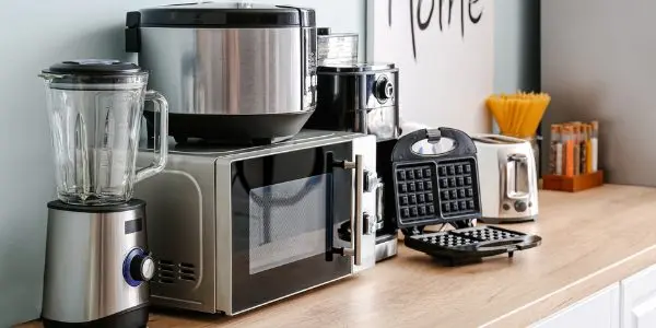 Uscătoarele de rufe prin condensare, interzise în UE de la 1 iulie 2025