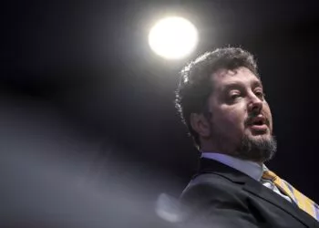 Claudiu Târziu lansează „Acțiunea Conservatoare”: Un nou pol politic în zona suveranistă