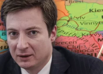 Andrei Caramitru avertizează asupra riscului unei crize financiare majore în România, făcând o paralelă cu situația Greciei