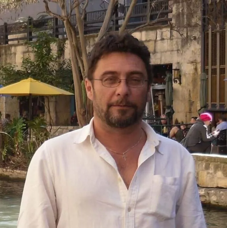 Doliu în presa românească: Alin Fumurescu s-a stins din viață la 57 de ani